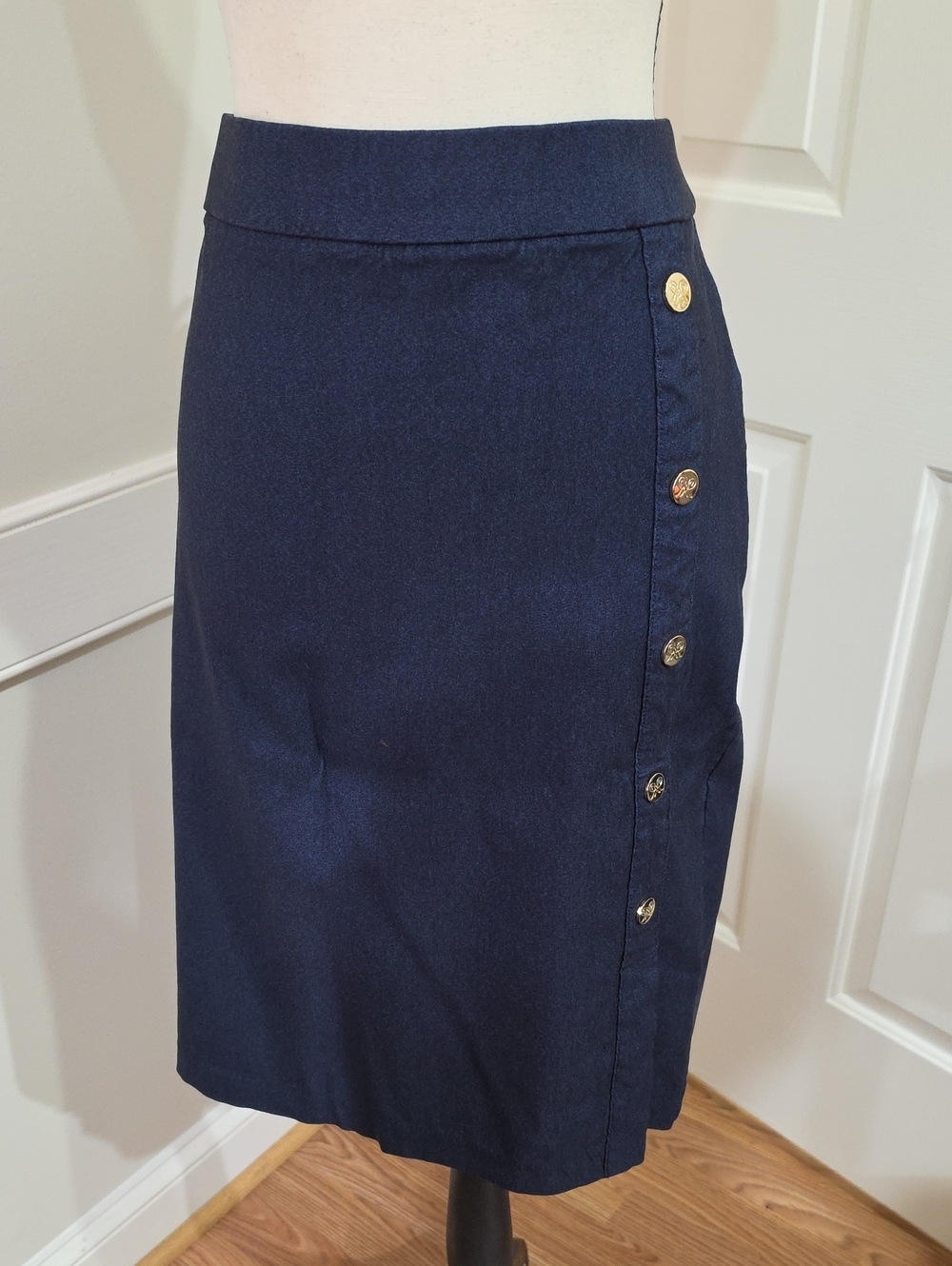 Rafaella Navy Blue Button-Accent Ponte Pencil Skirt – Size 16